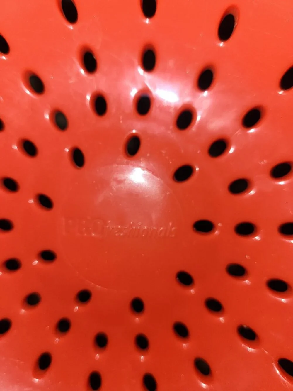 Professionals Vintage Red Melamine Hard Plastic Colander Strainer Berries Fruit